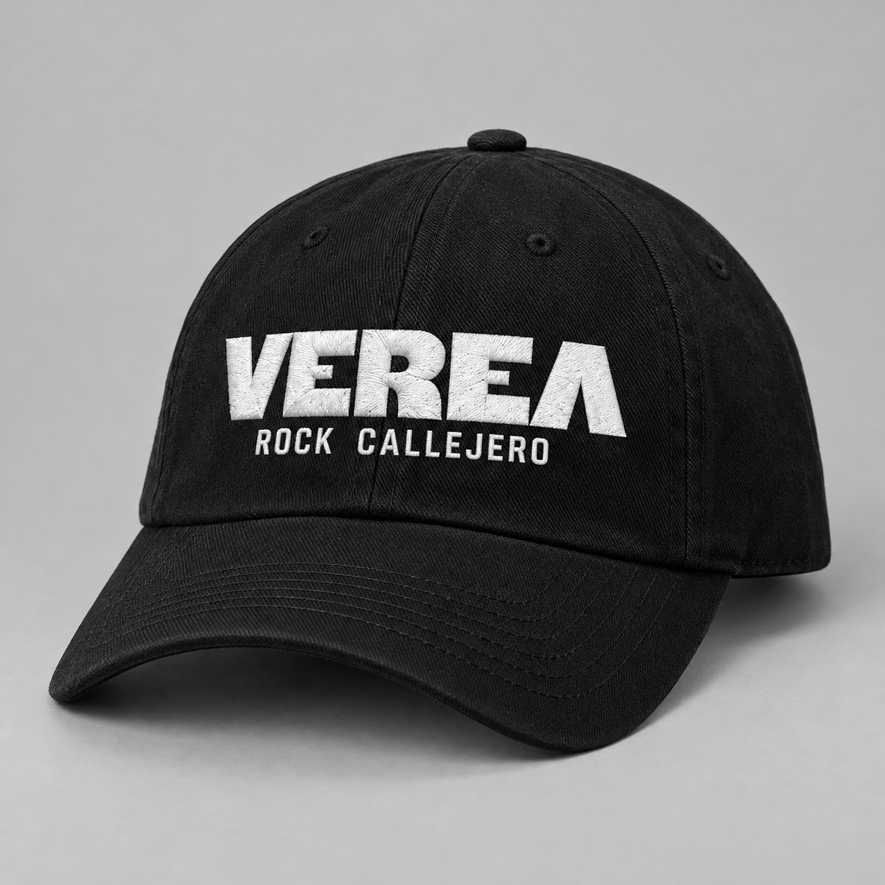 Diseño de gorra negra con logotipo de Verea bordado en blanco
